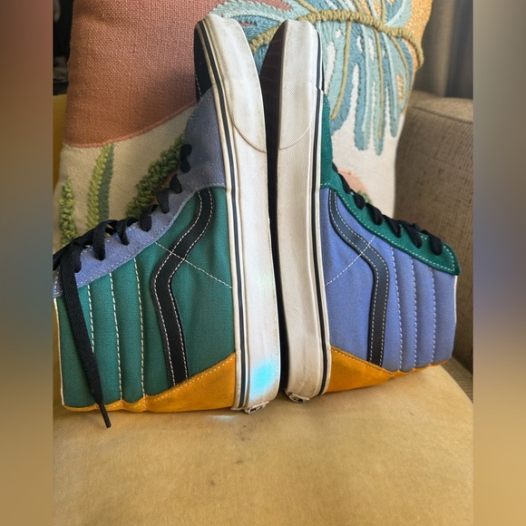 Vans High-Top Sneakers with Pink Label - Picture 2 of 8